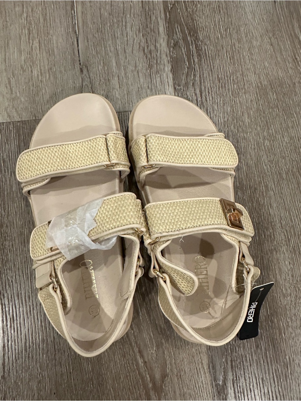 Rihero Women's Comfortable Flat Sandals with Adjustable Back Strap